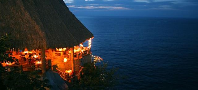 palapa restaurant le kliff perched over the ocean